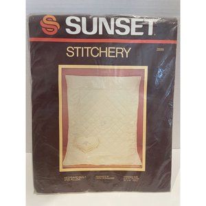 Vintage 70's Sunset Stitchery Keepsake Quilt & Pillow Embroidery Kit 33" x 43"
